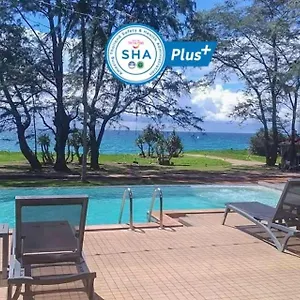 Отель Coriacea Beachfront Boutique Phuket - Sha