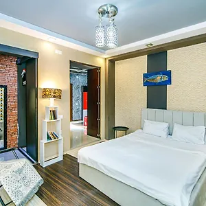 Old Escape -one Bedroom Апартаменты Баку